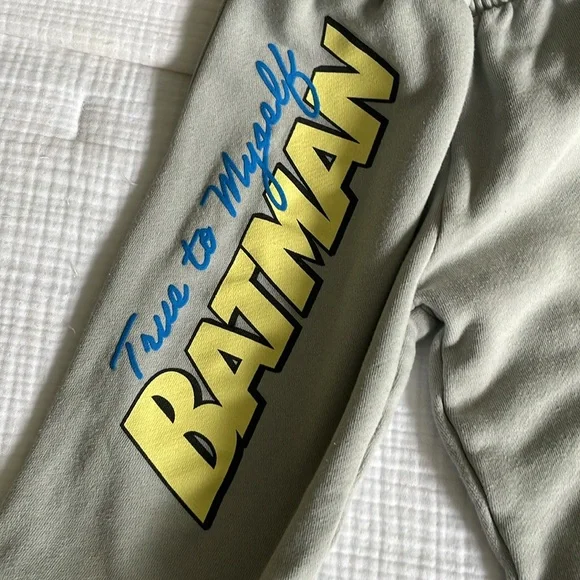 Zara Batman Sweatpants 5 - Picture 3 of 6